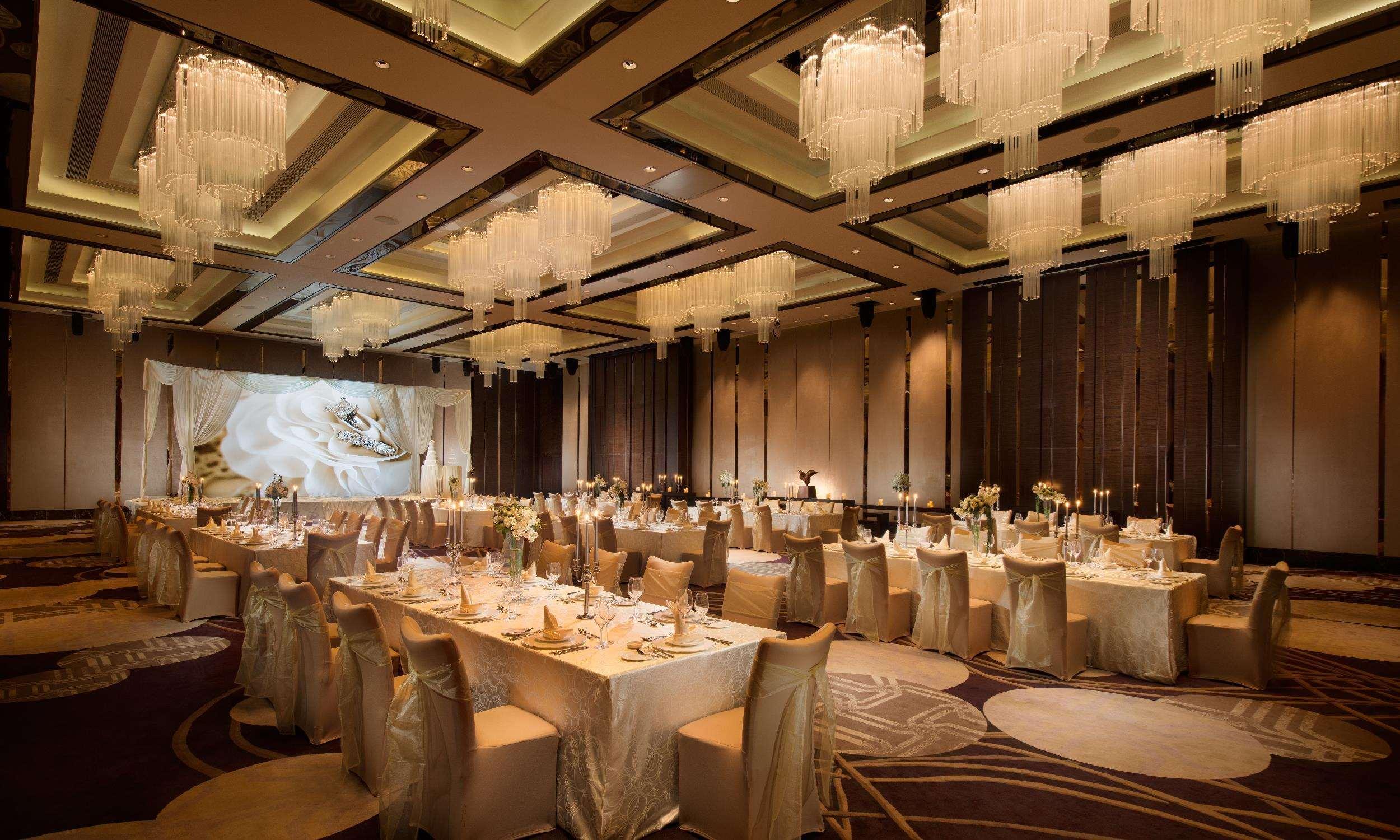 Hilton Shenzhen Futian, Metro Station At Hotel Front Door, Close To Futian Convention & Exhibition Center Extérieur photo