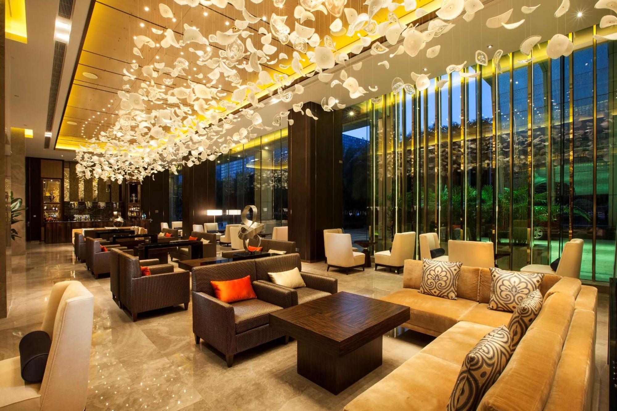 Hilton Shenzhen Futian, Metro Station At Hotel Front Door, Close To Futian Convention & Exhibition Center Extérieur photo